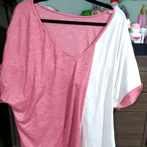 Cute tee - Picture 1 of 1